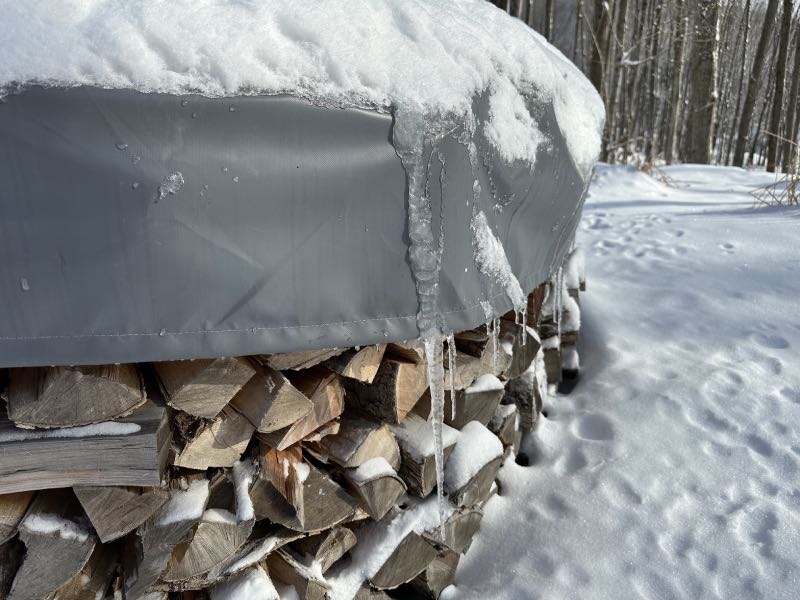 Should you use a firewood cover? - GoRound Concept